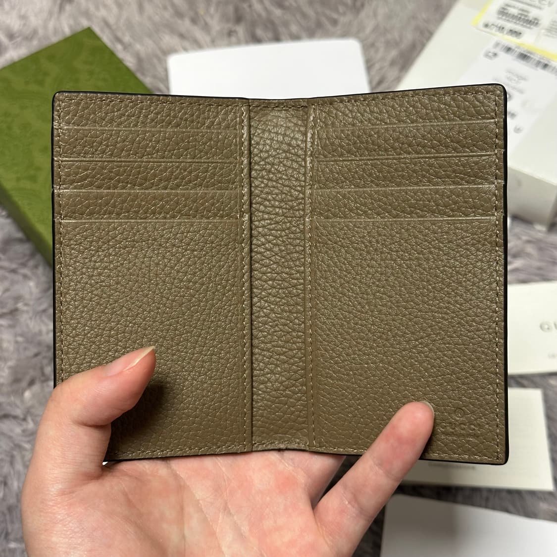 [미사용/새상품] 구찌 점보 GG 레더 오거나이저 카드지갑 베이지 상품이미지3