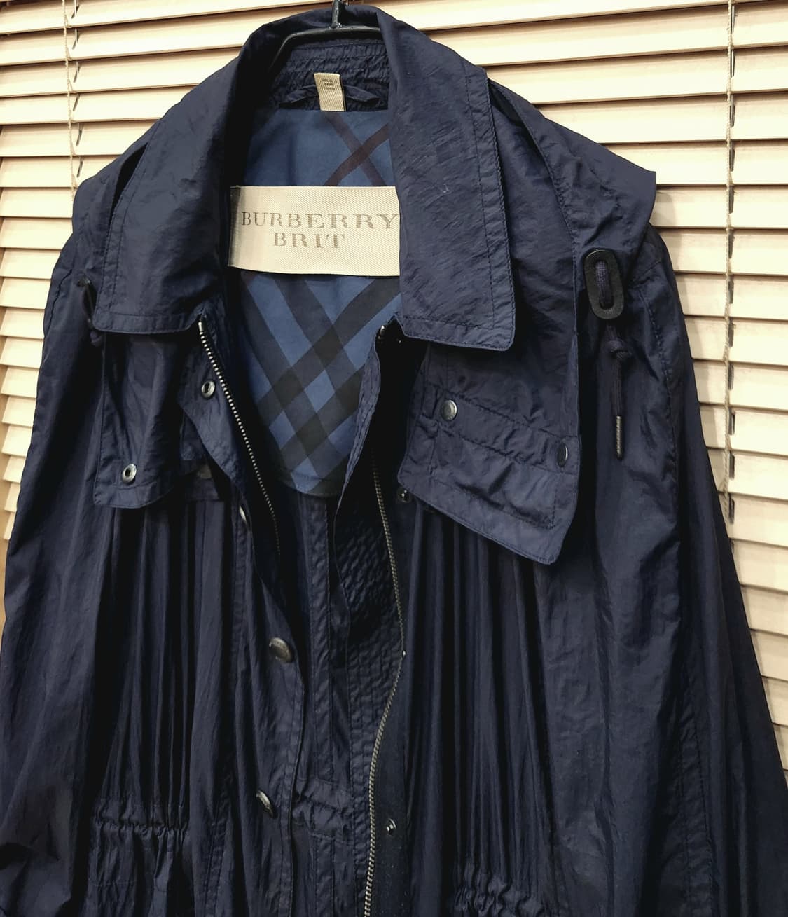 버버리 여성 하프 바람막이 점퍼 상품이미지2