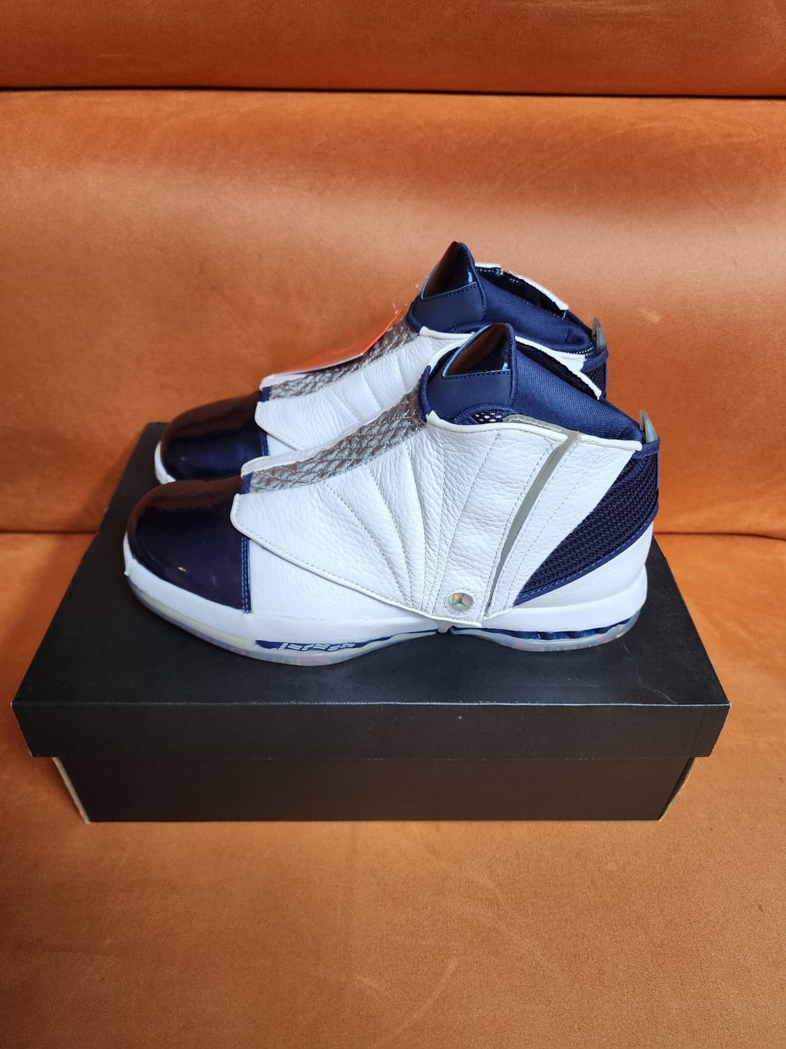 Air Jordan 16 Retro White Midnight Navy 상품이미지2