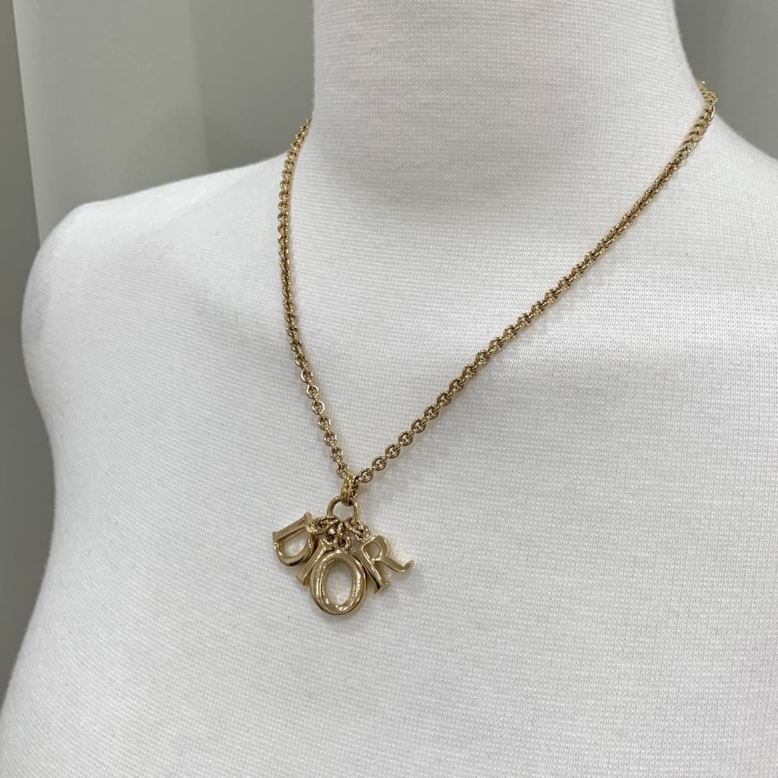 크리스찬 디올 DIOR 볼드 펜던트 체인 골드 여성 빈티지 목걸이 상품이미지5