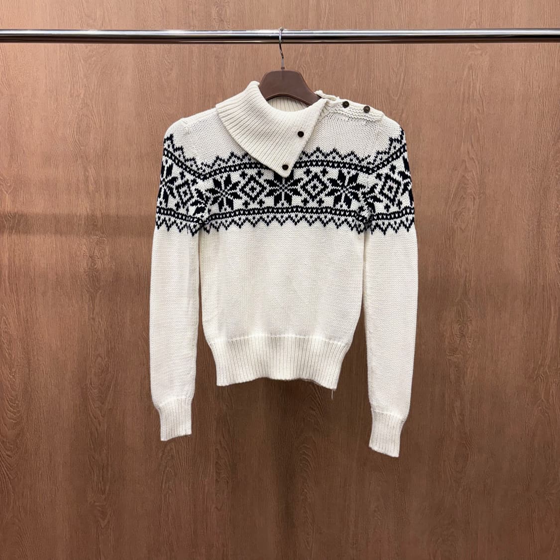 랄프로렌 하이넥 긴팔 숏 니트 블랙 페어아일 노르딕 패턴 디테일 아이보리 상품이미지2
