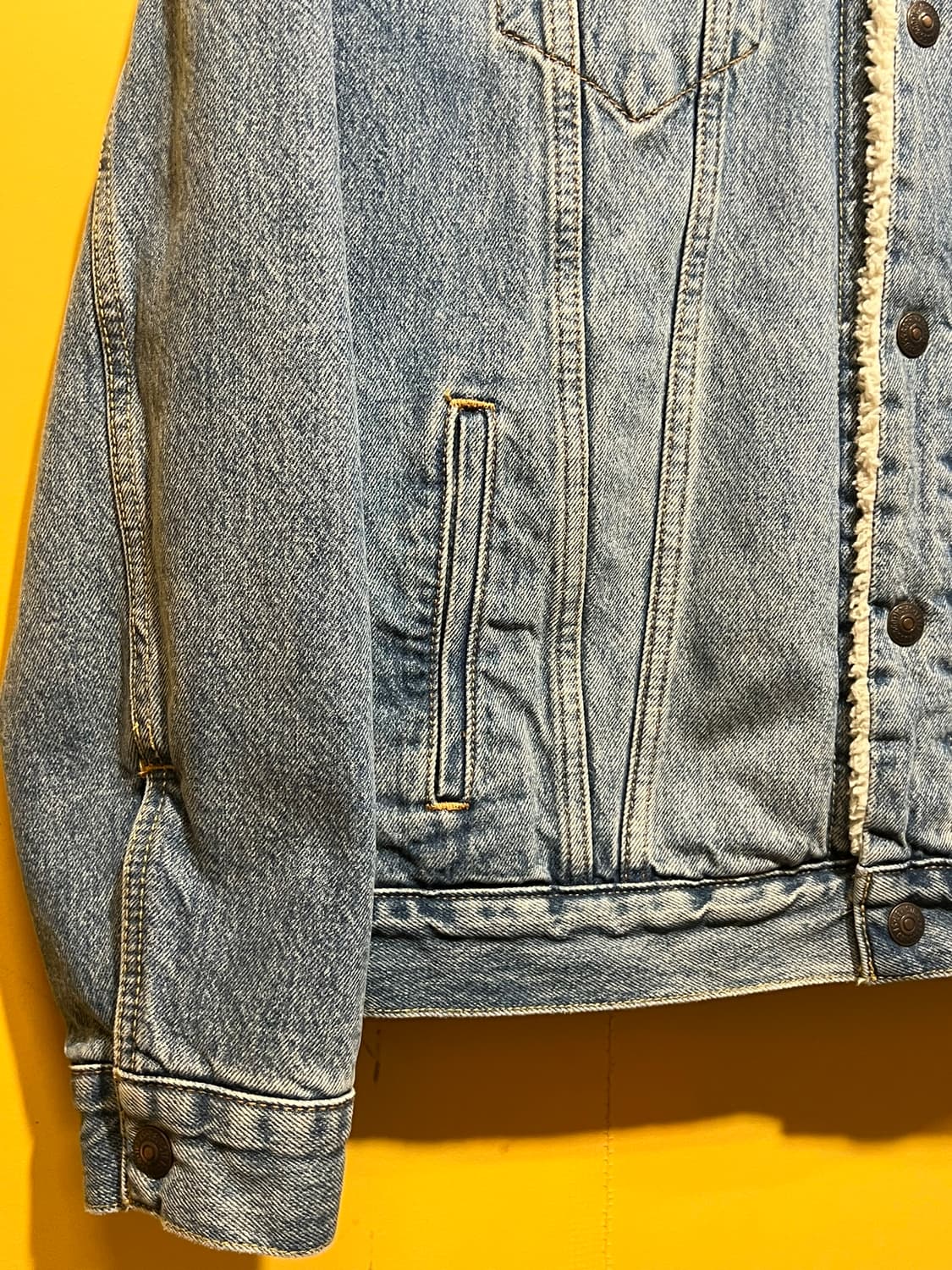 [L] 리바이스 타입3 쉐르파 트러커 데님 자켓 상품이미지4