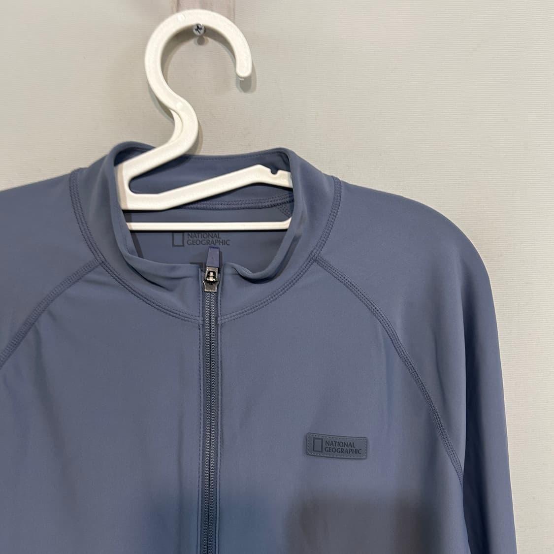 내셔널지오그래픽 2025 여성 래쉬가드 100 상품이미지2