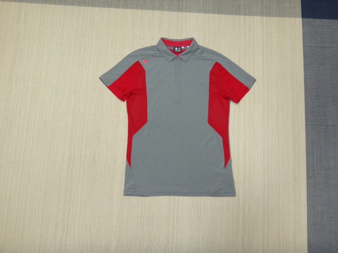 (XL) 데상트골프 메쉬배색 슬림핏 스판 반팔티 상품이미지1