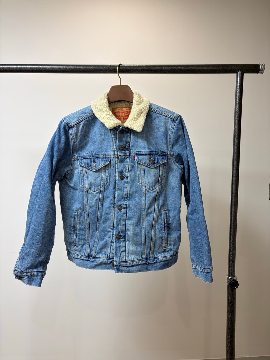 M) levis 리바이스 양털 쉐르파 트러커 데님자켓 상품이미지1