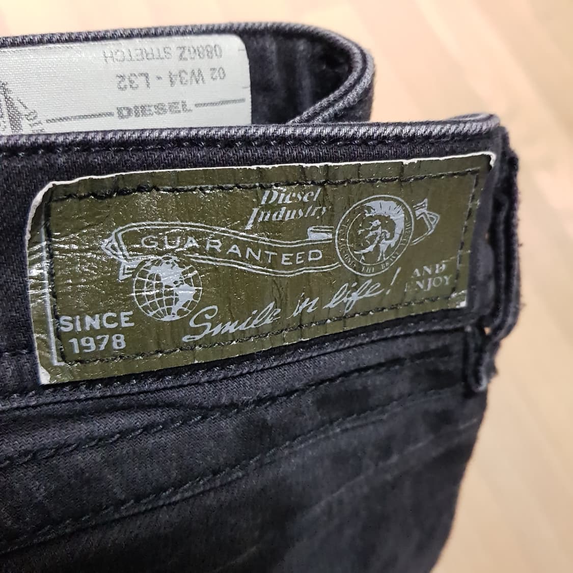 34인치 / 디젤 / BELTHER / 테이퍼드 블랙진/ 2장410 상품이미지3