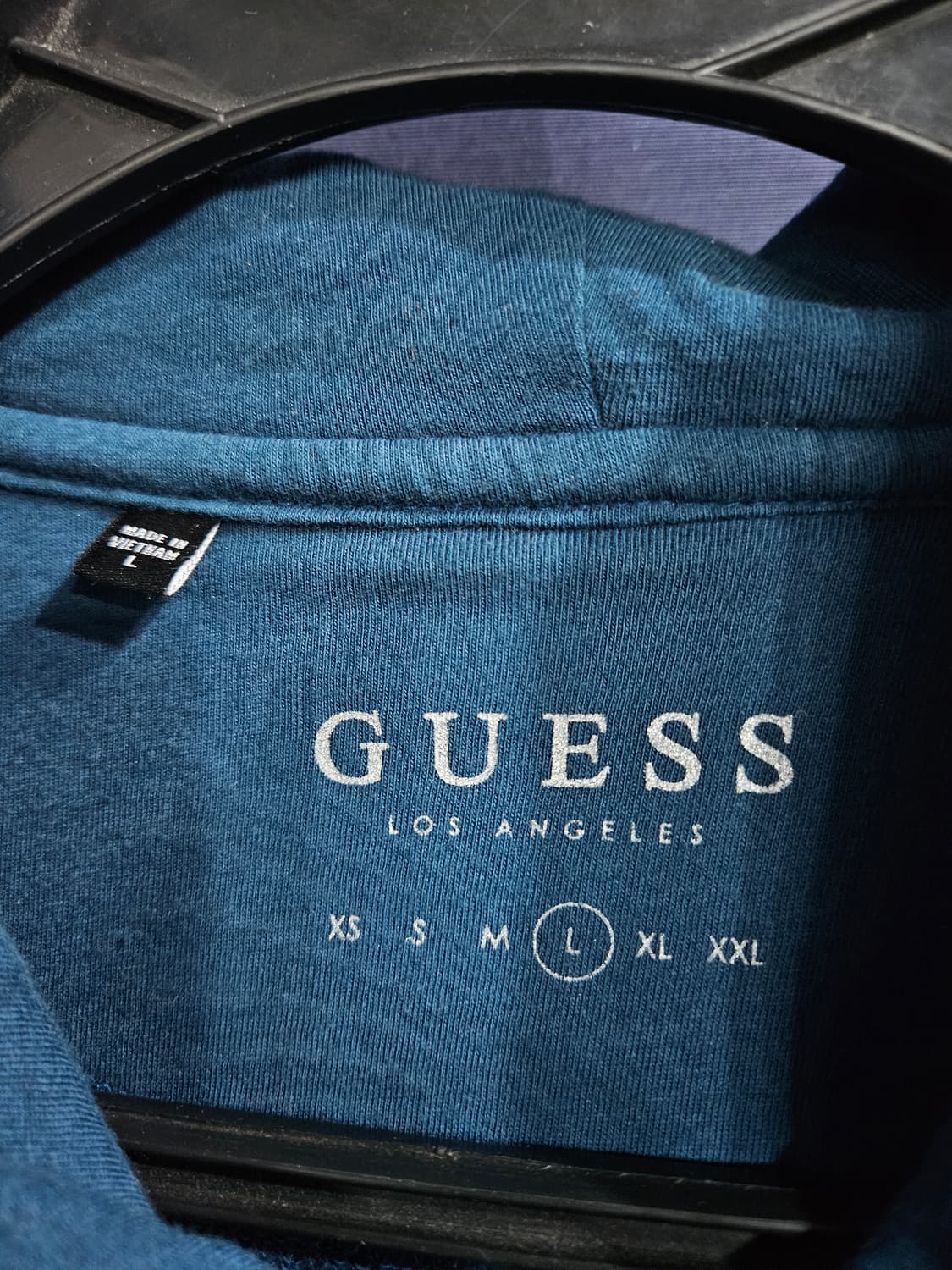 게스 다크블루 남성 오버핏 100 포켓 후드티  상품이미지3