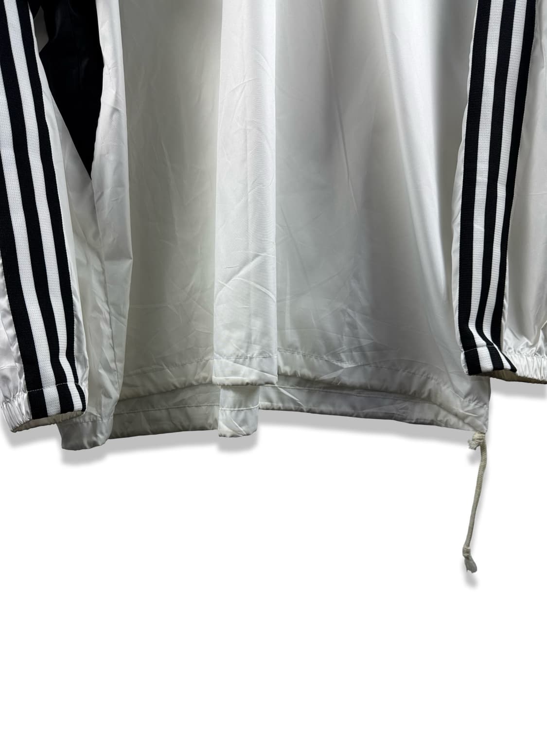 아디다스 검흰 범고래 웜업2605 상품이미지4