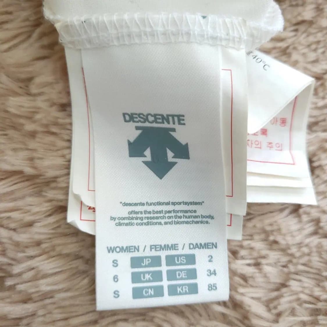 데상트 Descente 여 자켓 S  1001 상품이미지4