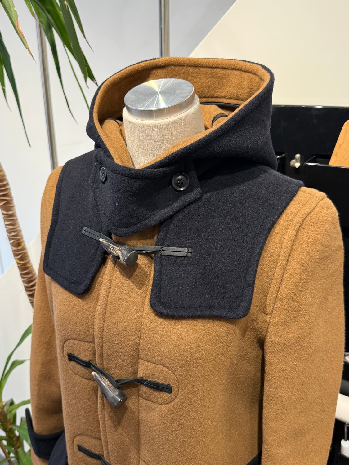 ilian loeb (일리안 로엡) 배색 울 떡볶이 코트  상품이미지6