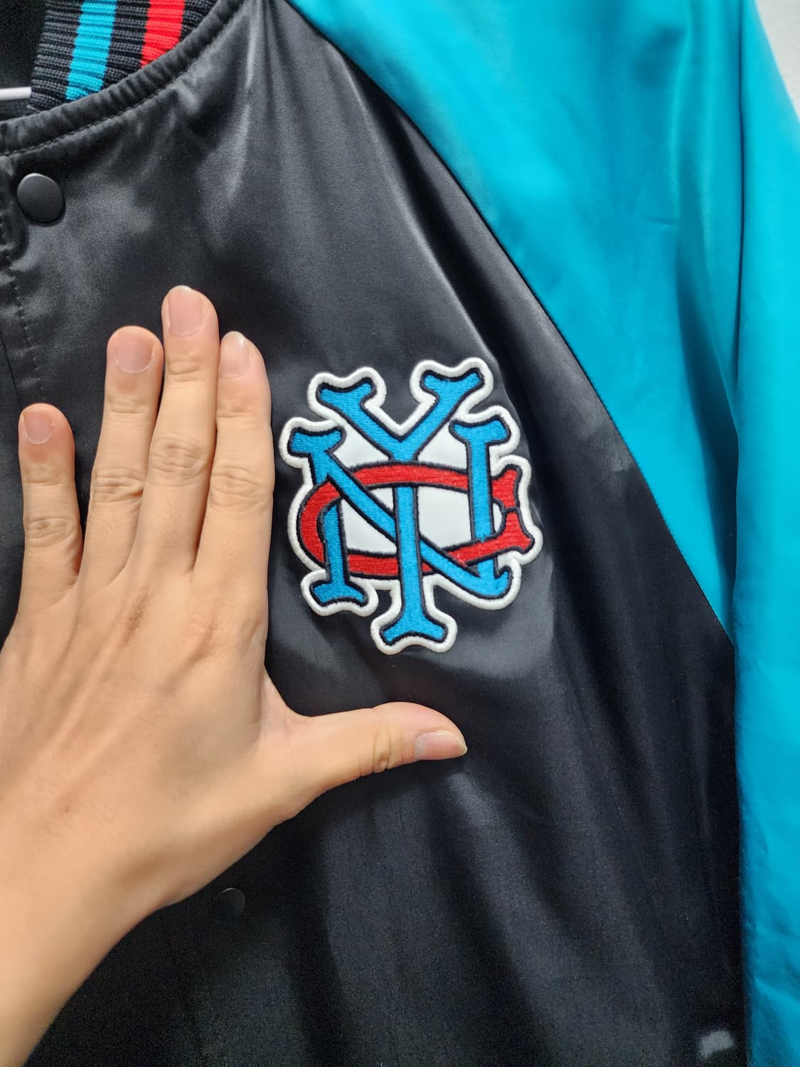 나이키 파이프 드림팀 00s NYC 바시티 자켓 상품이미지4