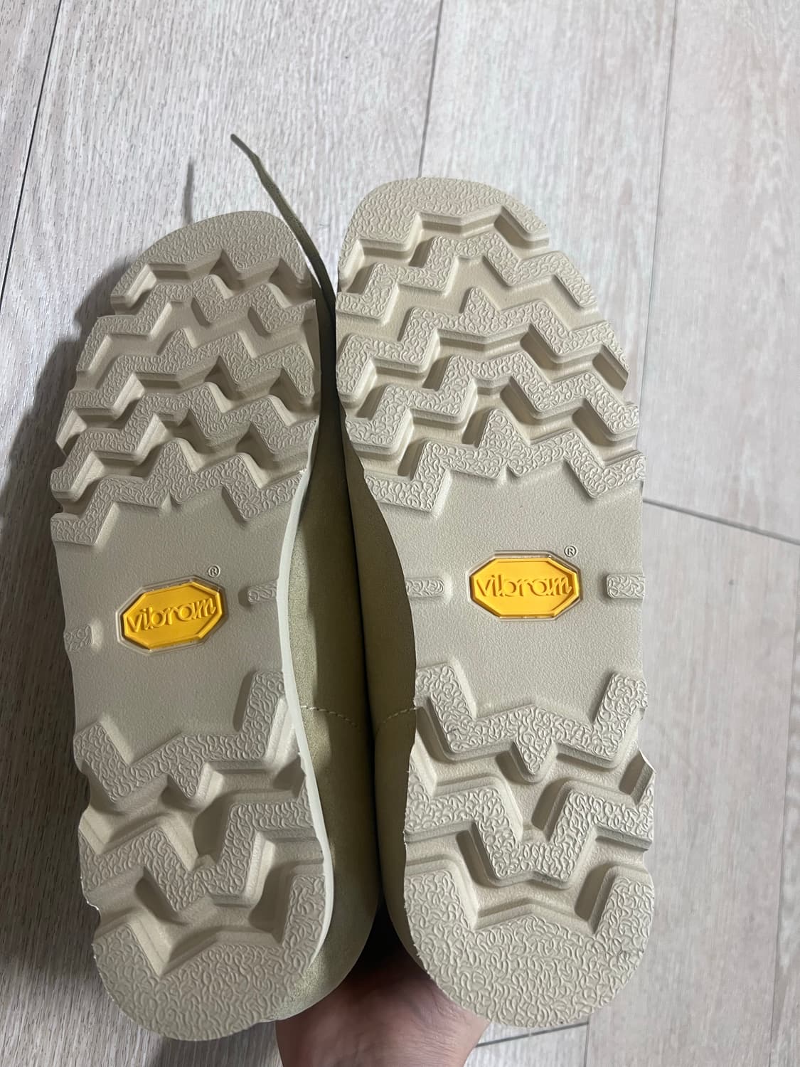 클락스 왈라비 고어텍스 43 상품이미지3