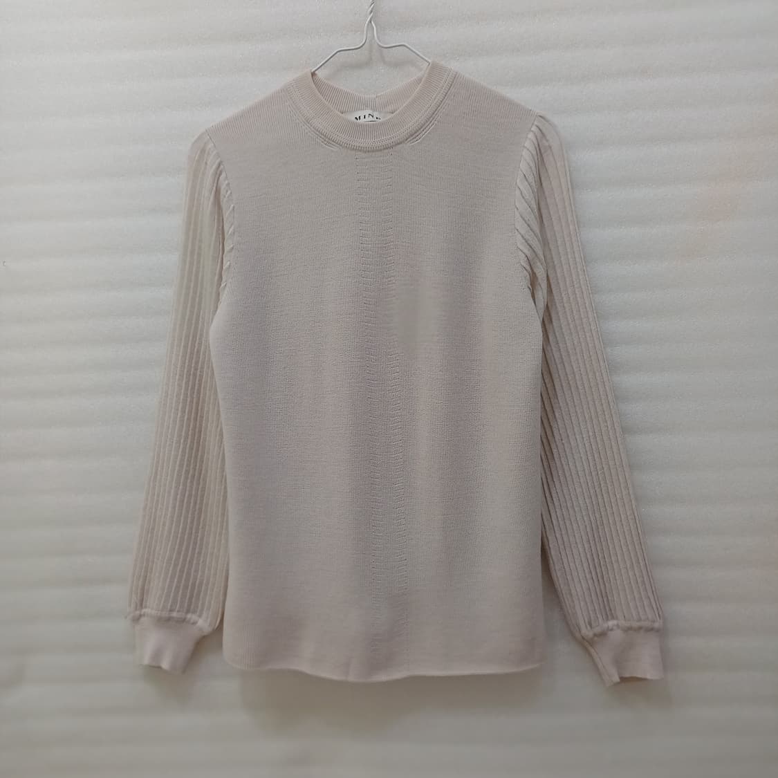 한섬 마인 울 라운드 니트 여성 90 F 셔링벌룬소매 베이지 사랑봉봉 상품이미지1