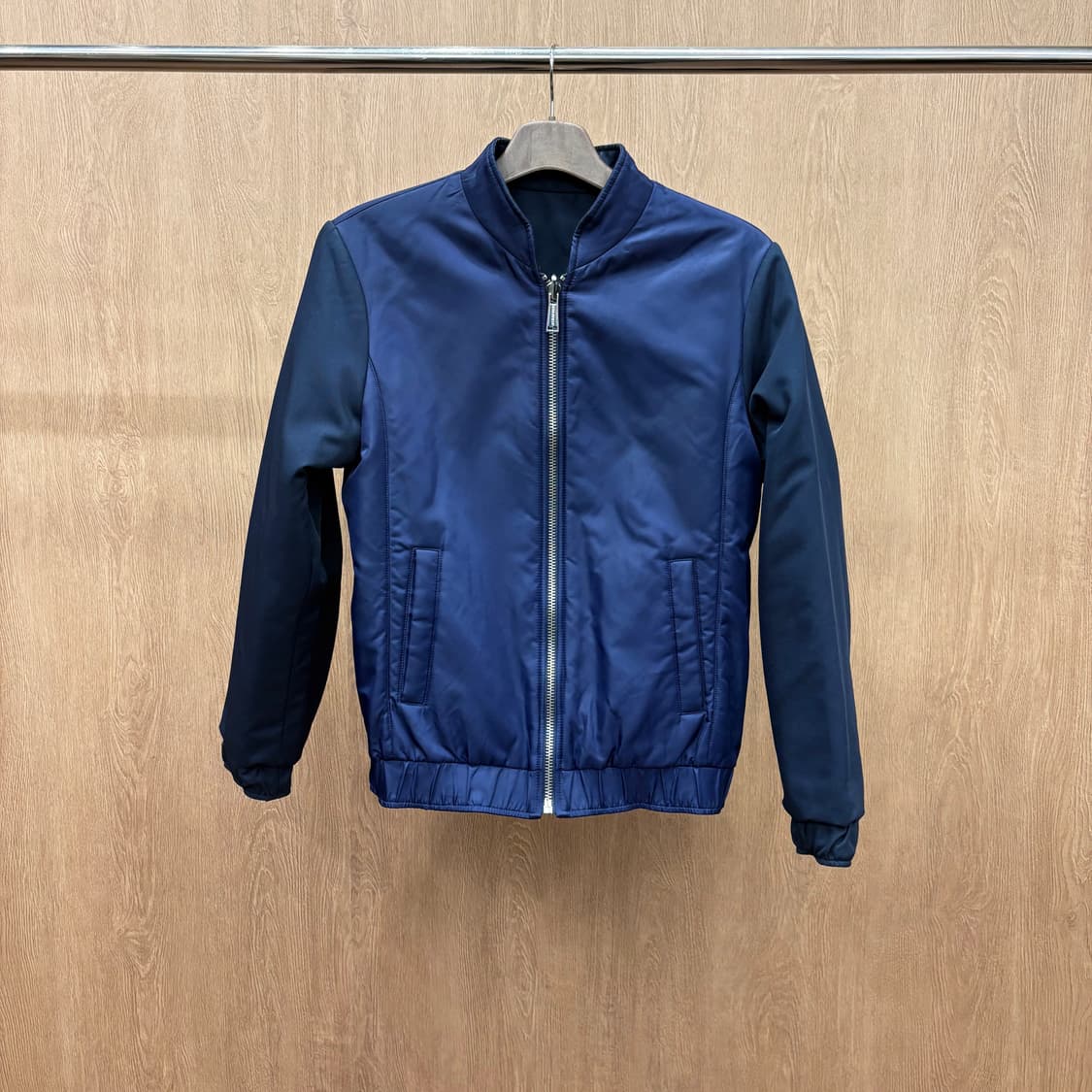 디스퀘어드2 리버시블 봄버 자켓 레터링 캐릭터 로고 자수 디테일 네이비 상품이미지4