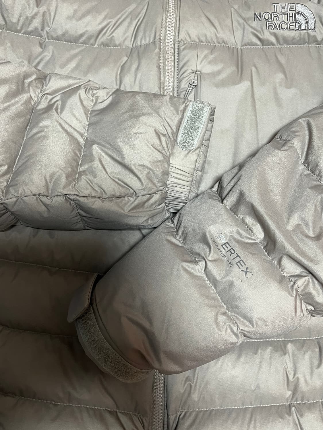 노스페이스 경량패딩 다크베이지 모카 S 상품이미지5