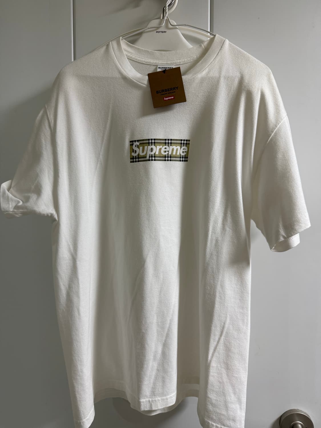 슈프림x버버리 흰색(L) 상품이미지2