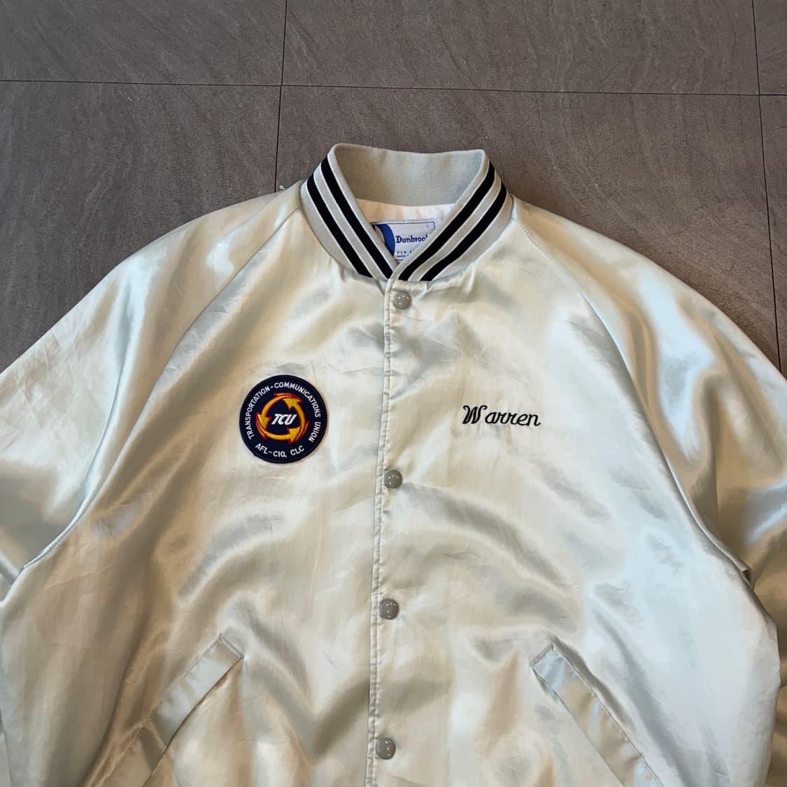 90년대 미국 생산 라이트 그레이 코치 세틴 자켓 상품이미지3