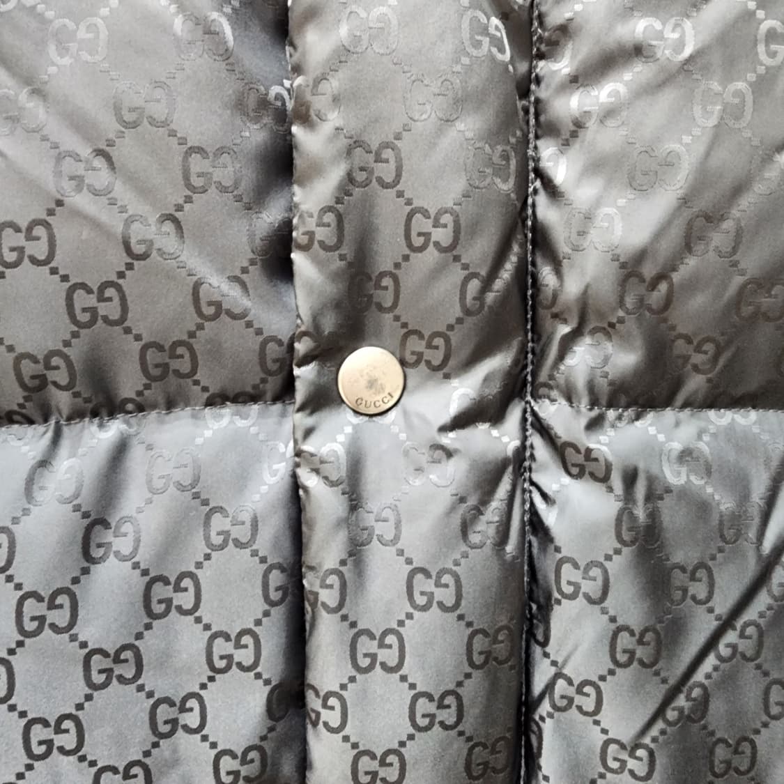 구찌 GG 수프림 롱패딩 48 한글택 상품이미지4