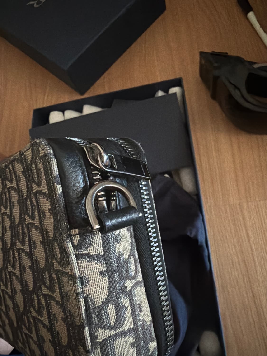 디올 크로스백 상품이미지7