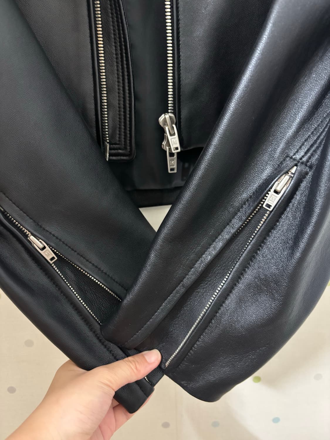 100% 램스킨 마뗑킴 벌룬 레더 자켓 상품이미지8