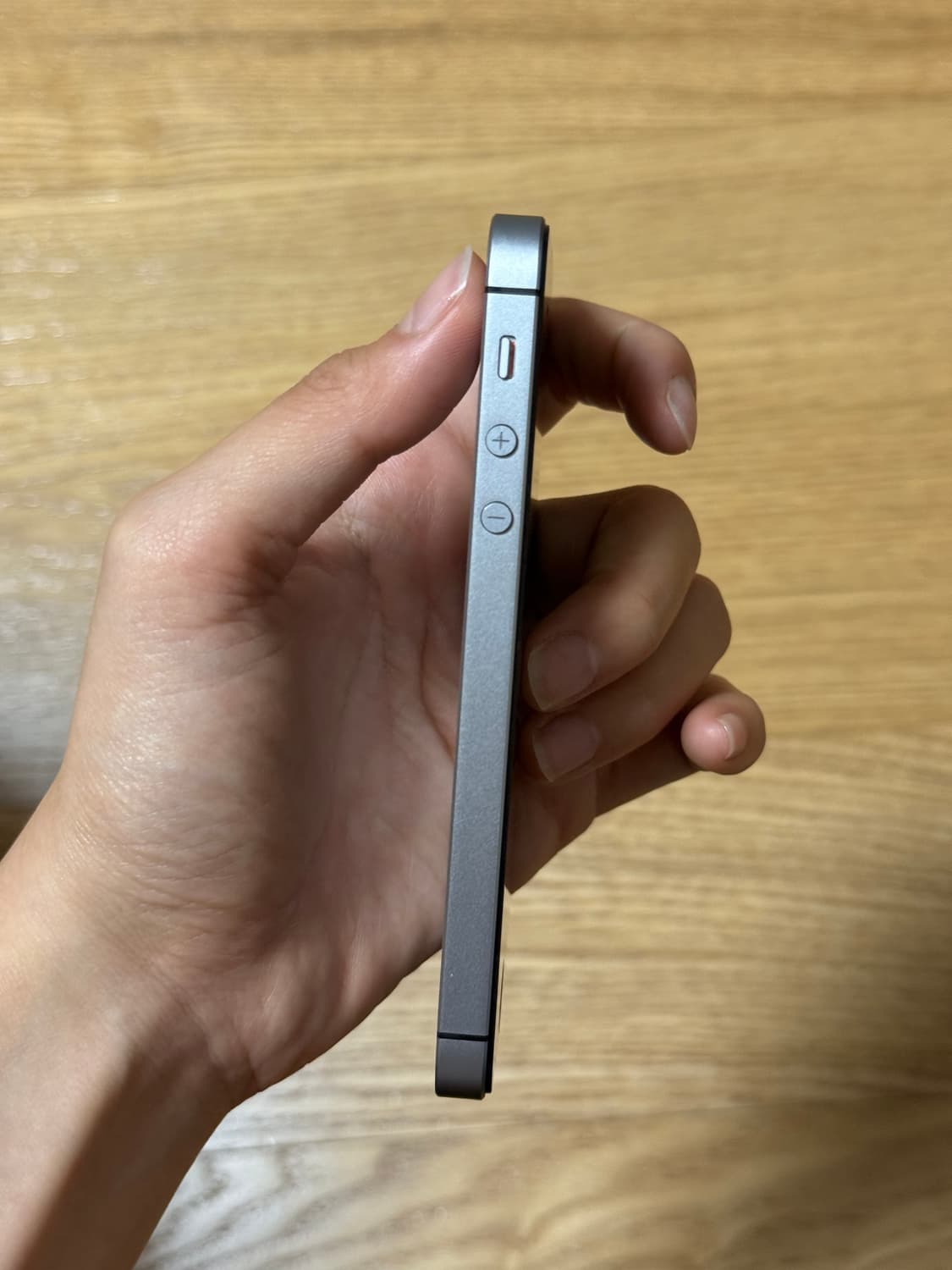 아이폰 SE1 32GB 스페이스그레이 풀박 상품이미지8