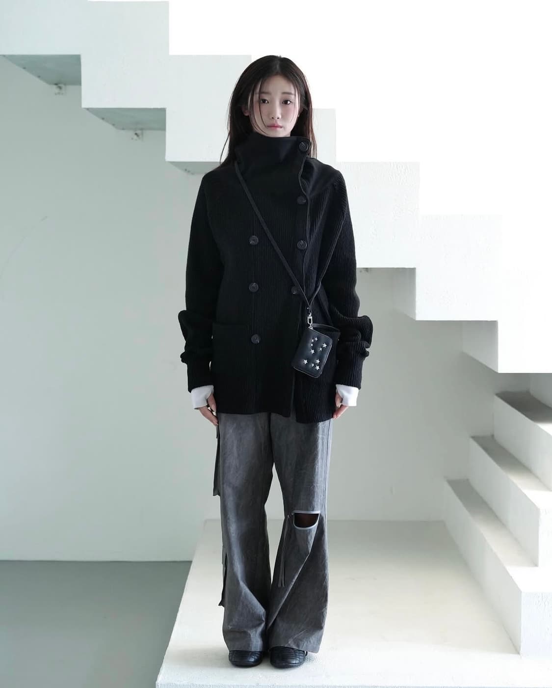 인앤양인하모니 Double button cardigan black 상품이미지3