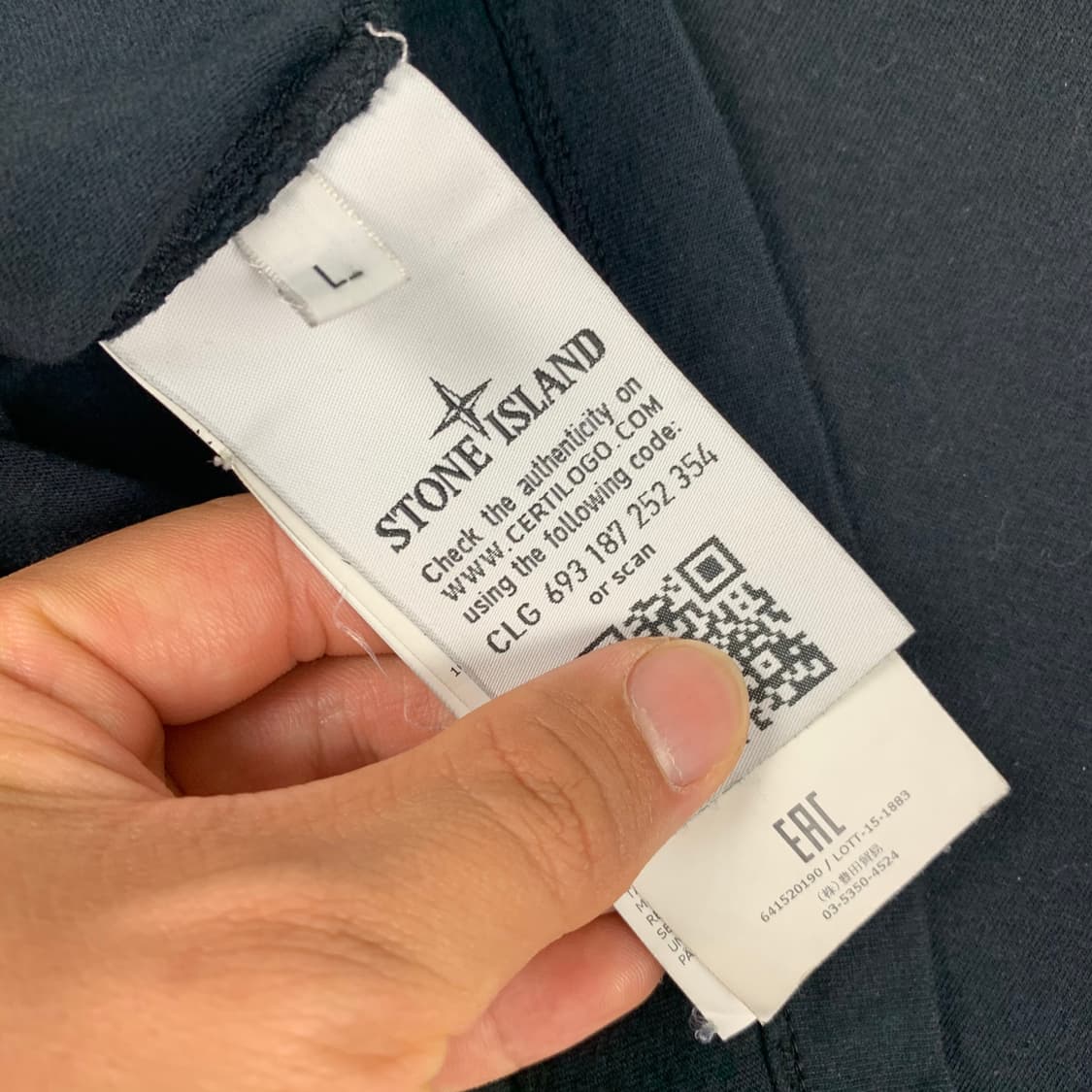 스톤아일랜드 자수로고 다크네이비 하프티 상품이미지6