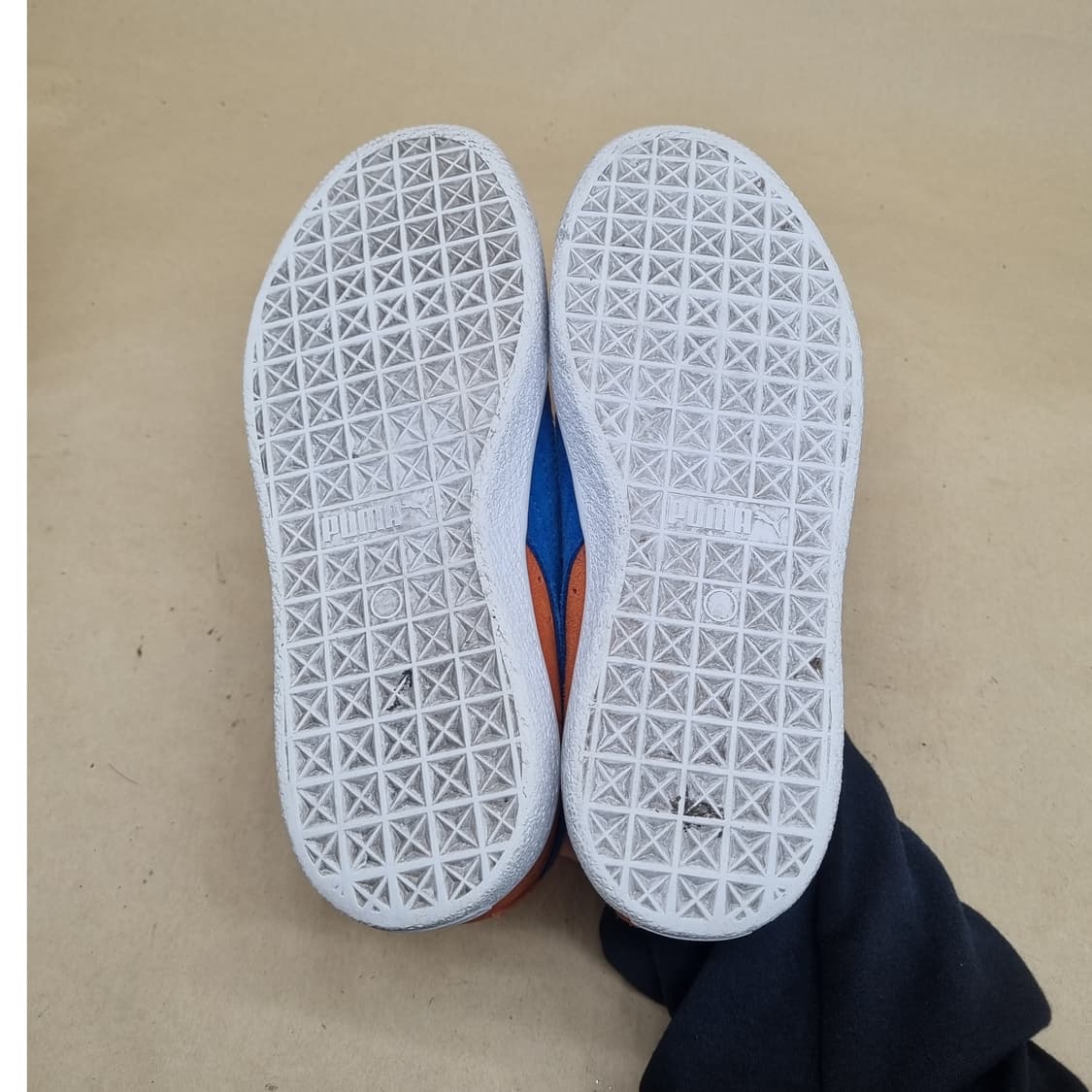 푸마 클라이드 스웨이드 여성스니커즈230 상품이미지3