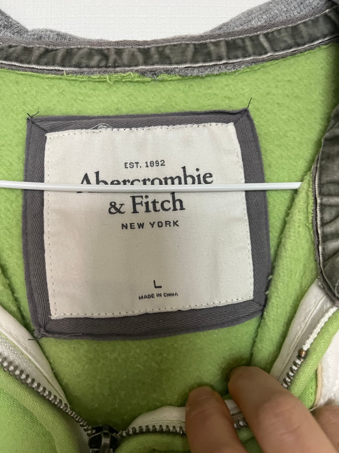 아베크롬비 FItch 후드집업 연두 상품이미지3