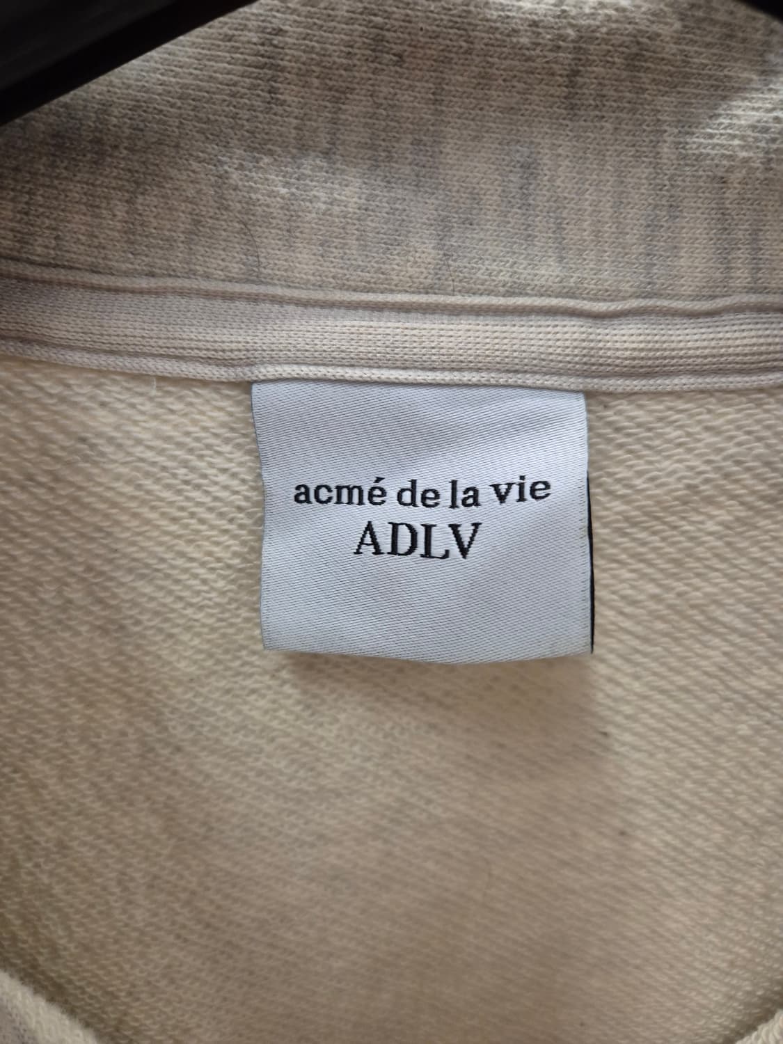 아크메드라비 하프집업 맨투맨 2사이즈 상품이미지4