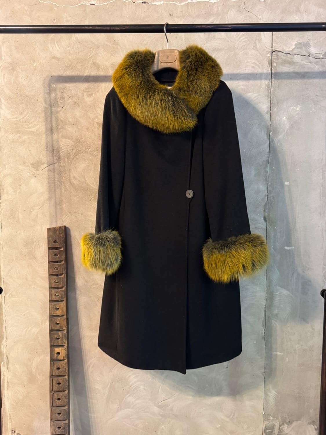 SPRUNG FERES PARIS 코요테퍼 케이프 코트 66~77 상품이미지4