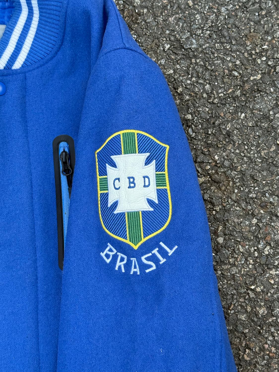 나이키 브라질 축구협회 레더패치 바시티 자켓  상품이미지3