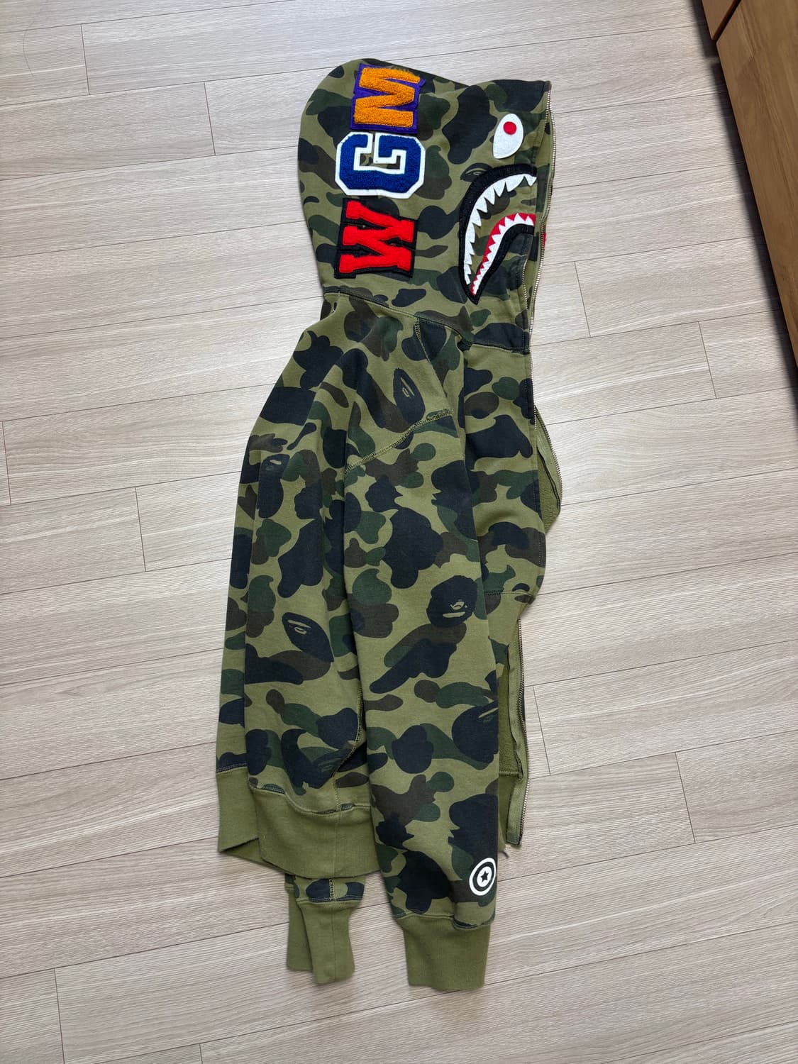 베이프 퍼스트 카모 샤크 후드집업 상품이미지1