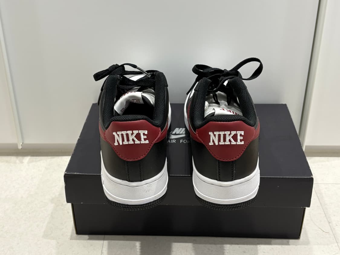 나이키 에어 포스 1 '07 블랙 다크 팀 레드 상품이미지3
