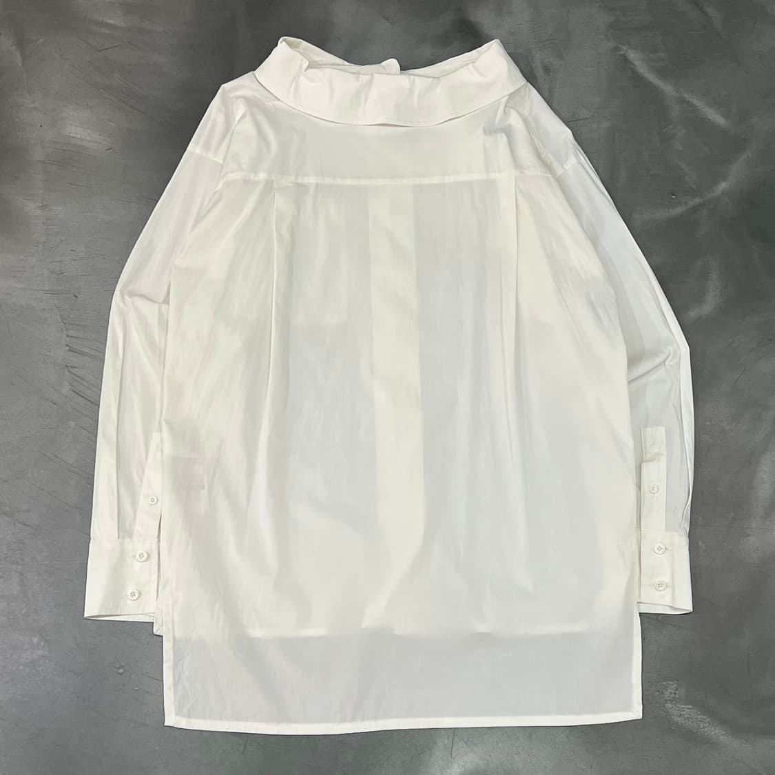  비비안웨스트우드 화이트 블라우스 y15912 상품이미지2