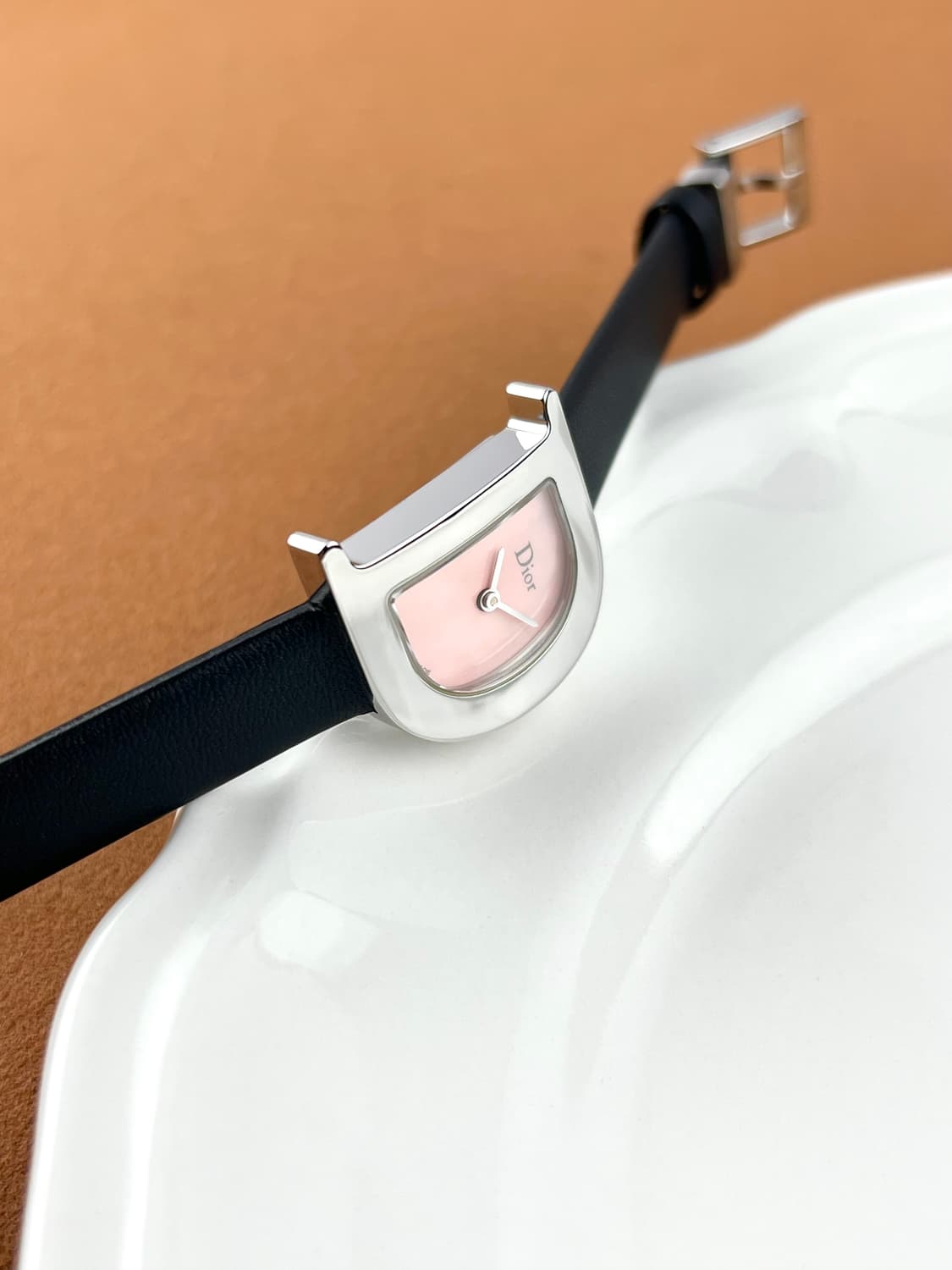 DIOR Lady D line pink shell watch 상품이미지3