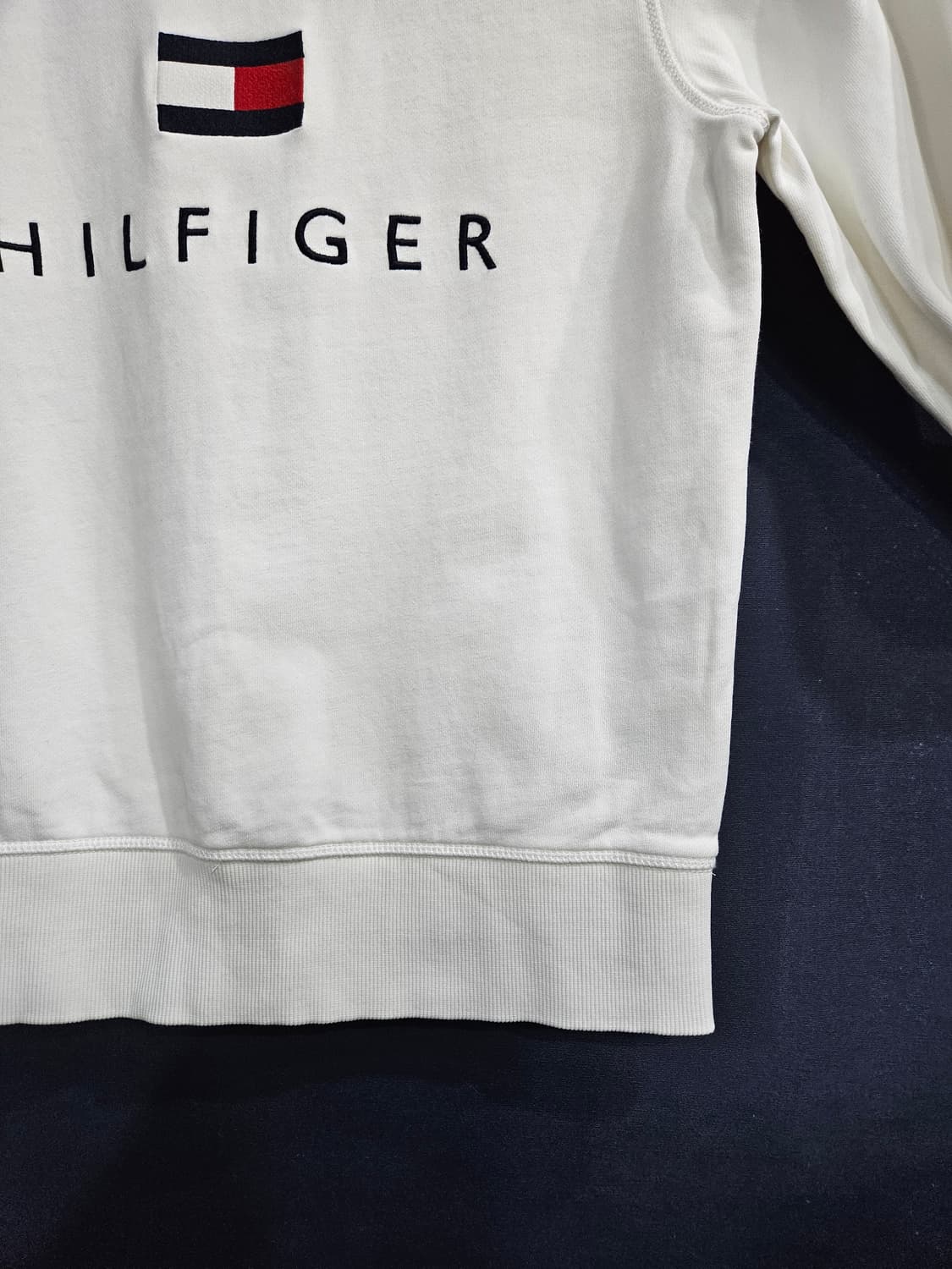 타미힐피커 빅로고 자수 화이트 남성 95 맨투맨  상품이미지6