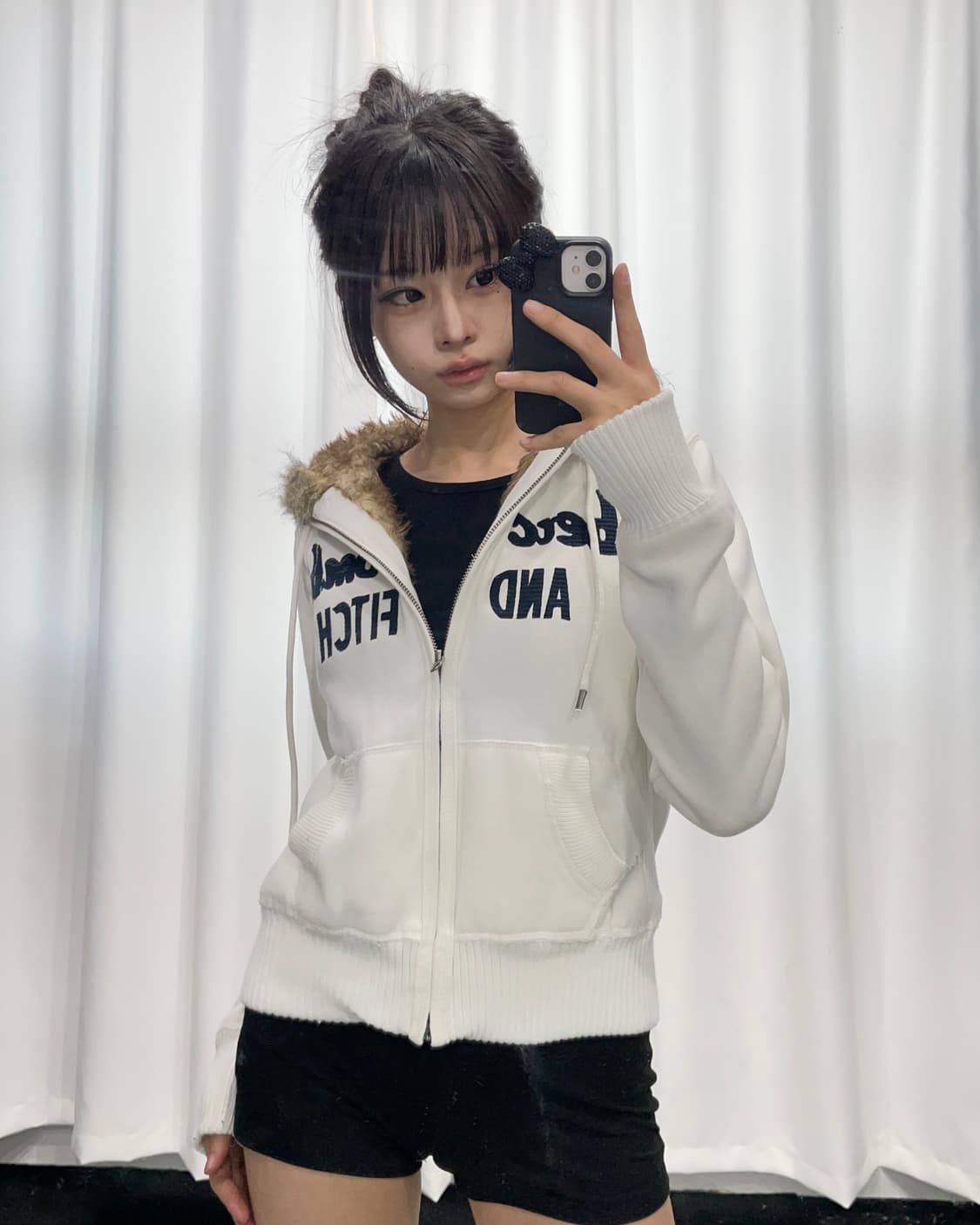 🎸화이트 Abercrombie 퍼 후디🎸 상품이미지5