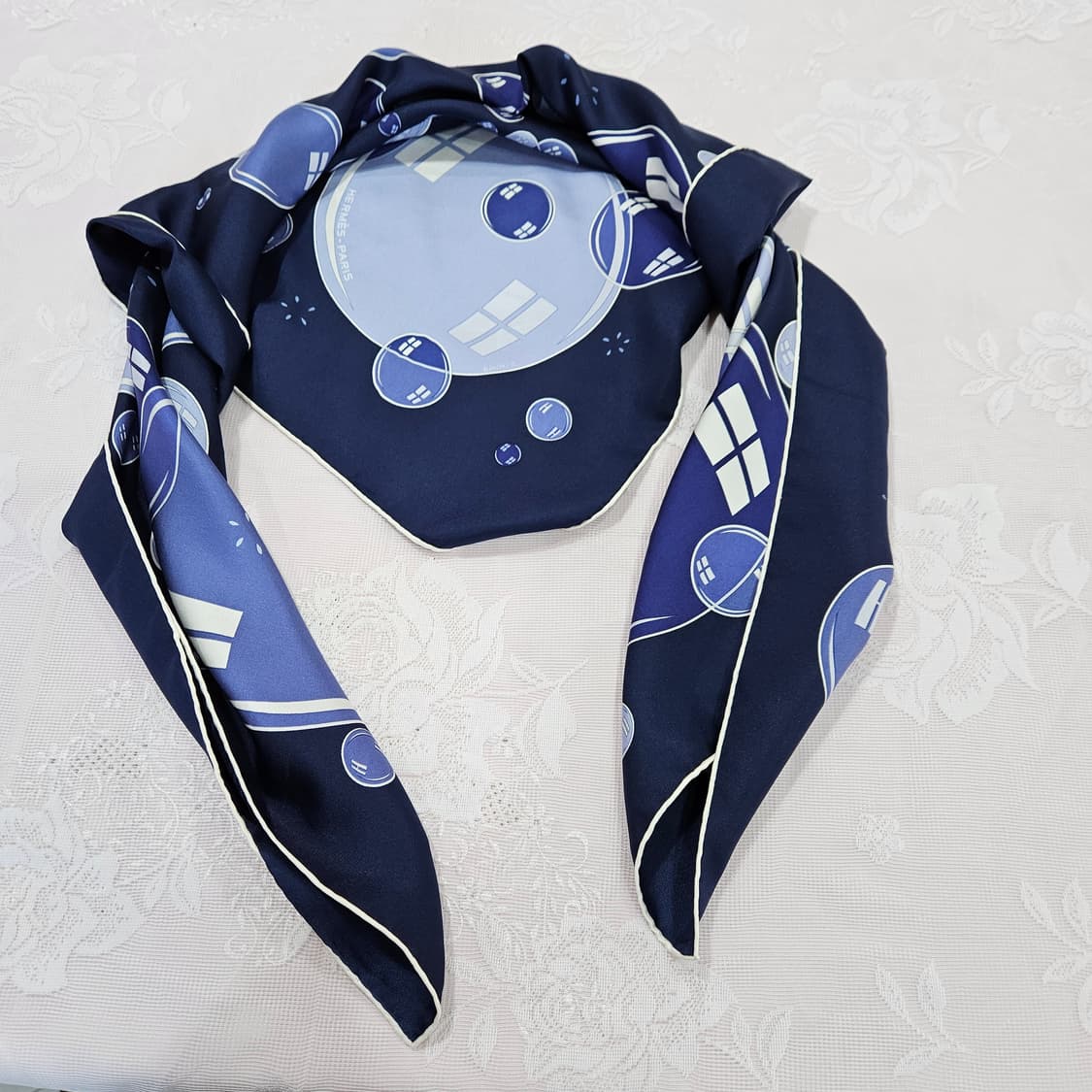 에르메스 실크스카프 90 Bal de Bulles 상품이미지6