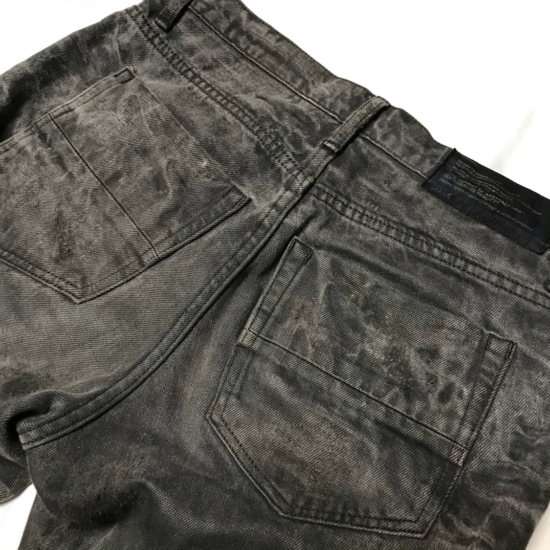 율리우스 아크드 데님 팬츠 상품이미지8