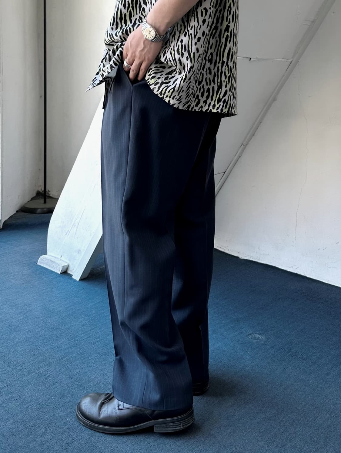Design stripe 2 pleats wide trouser 상품이미지8