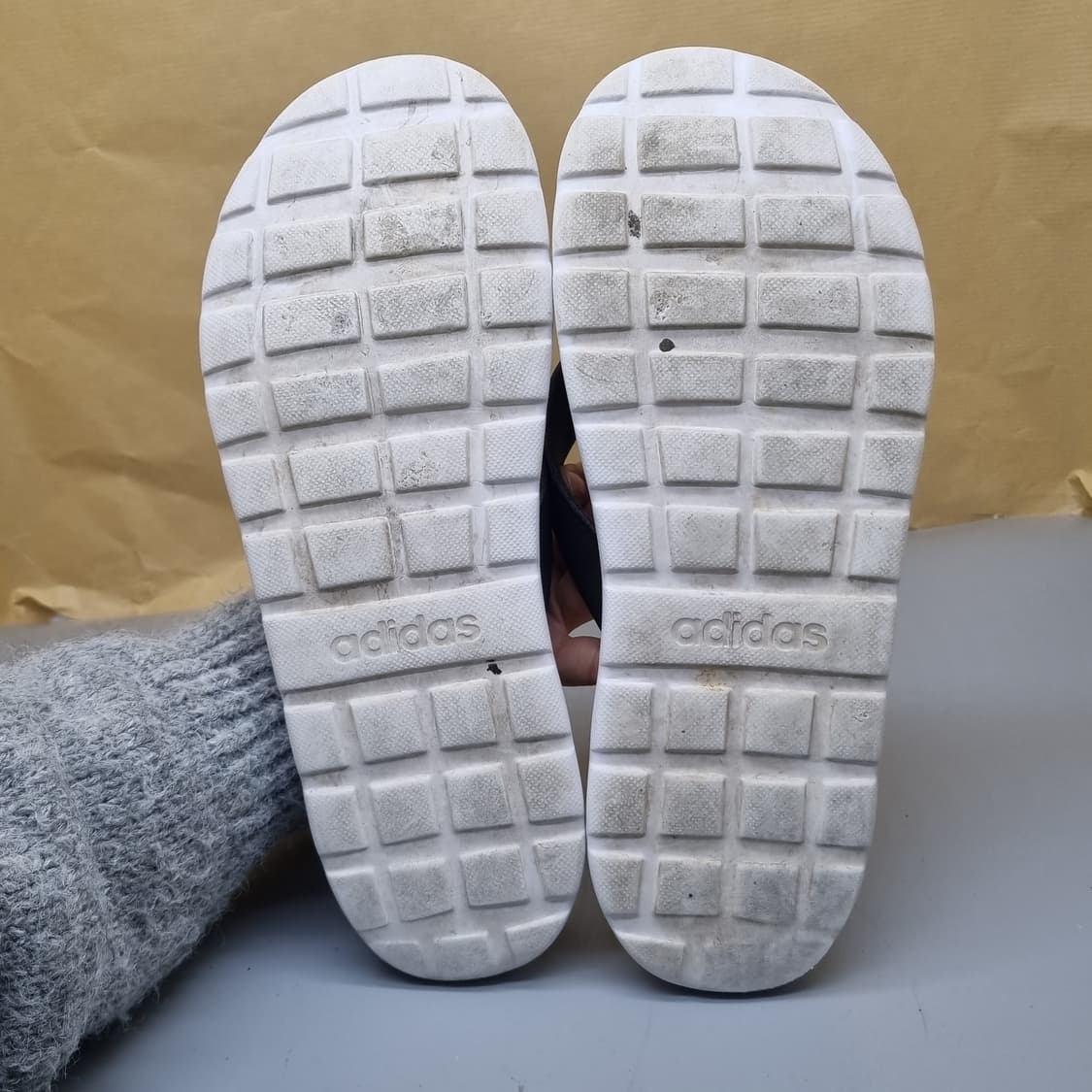 아디다스 컴포트 남성쪼리275 상품이미지3