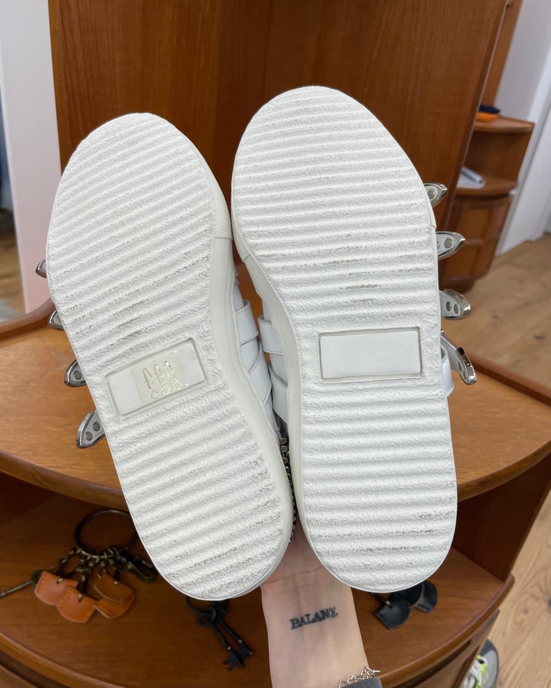 [38] 토가 풀라 버클 스니커즈 상품이미지6