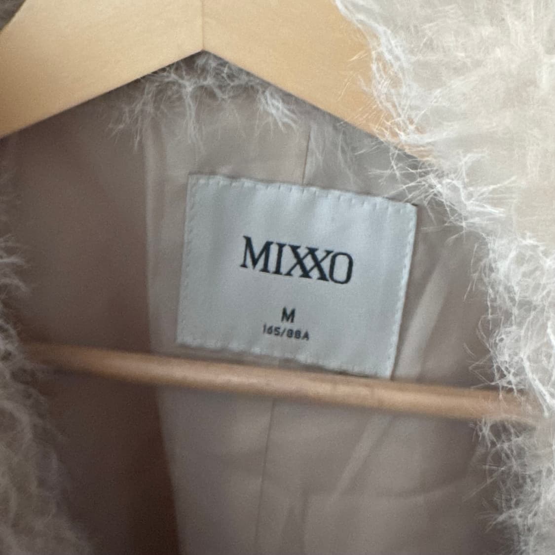 Mixxo 미쏘 베이지 퍼자켓 M (실착샷 O) 상품이미지4