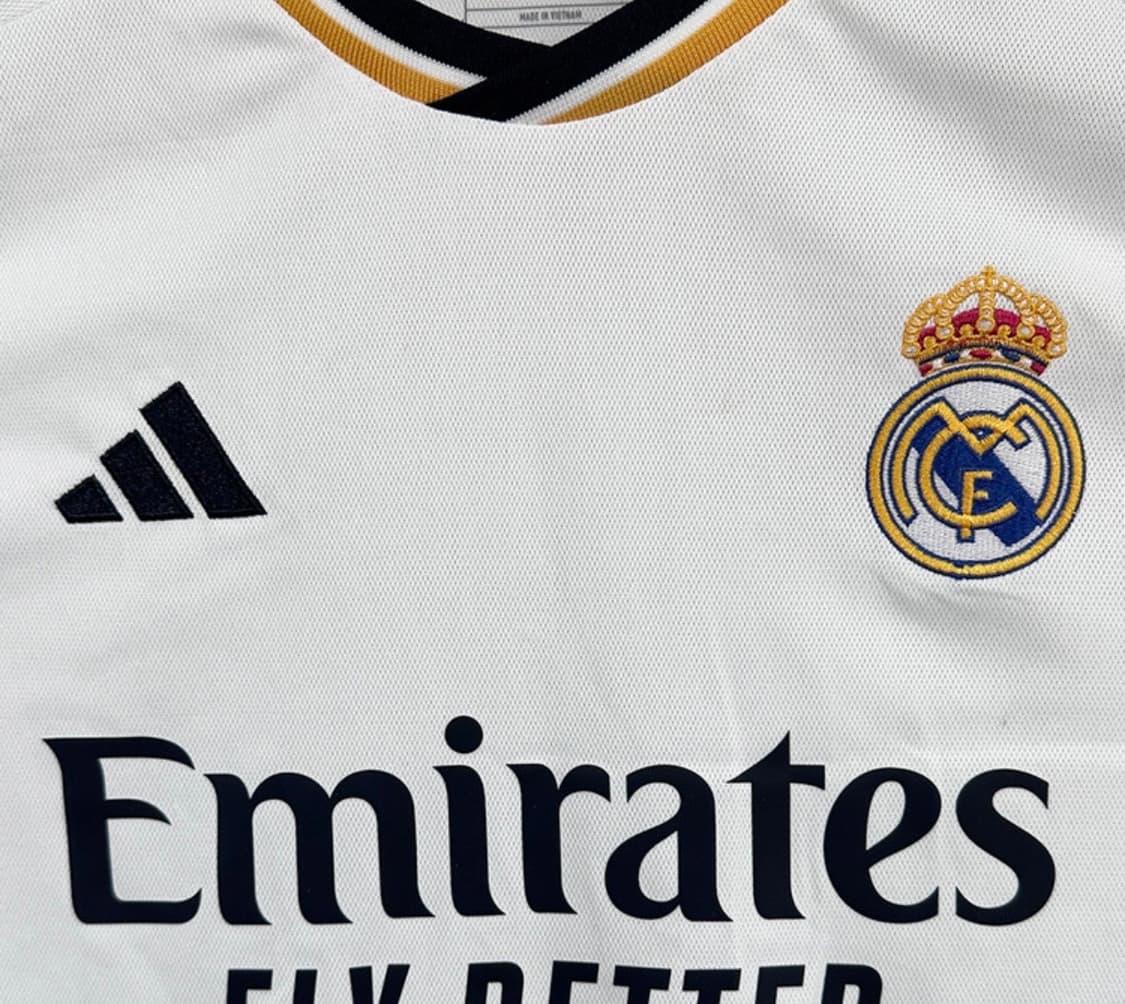 (새상품) 23-24 레알 마드리드 벨링엄 유니폼 상품이미지3