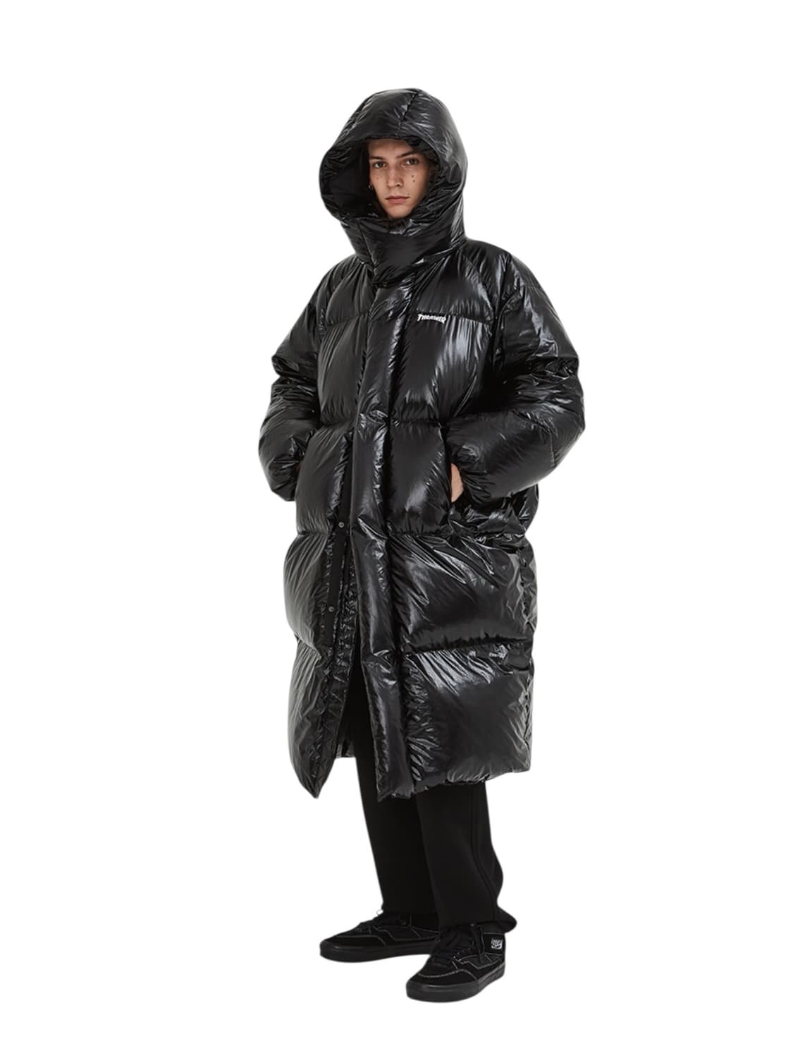 트레셔 매거진 로고 글로시 오버핏 롱 푸퍼 (남녀공용) 롱패딩 상품이미지1