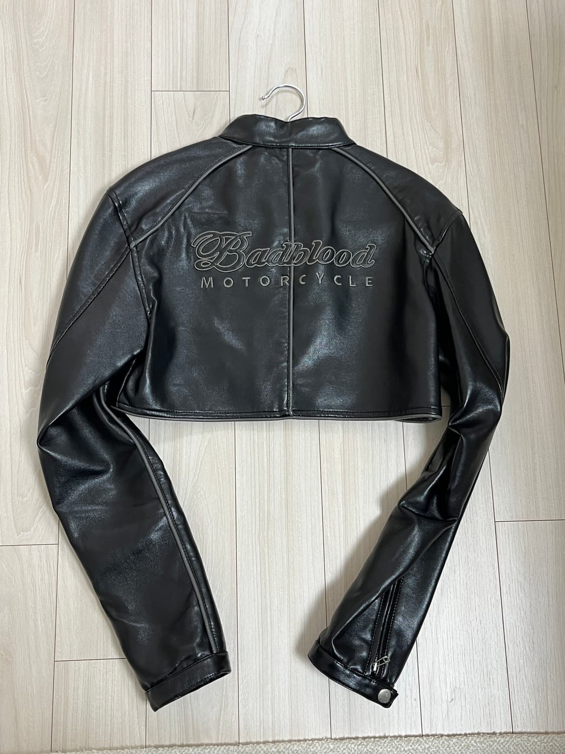 배드블러드 크롭 레이싱 가죽자켓 상품이미지2