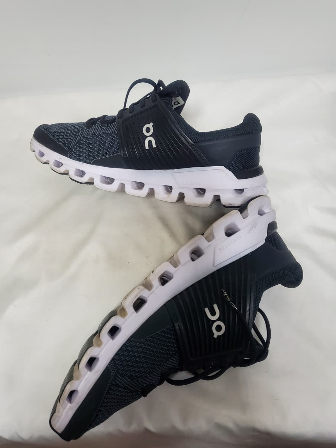 온러닝 런닝화 조깅화 정품 245사이즈 상품이미지6