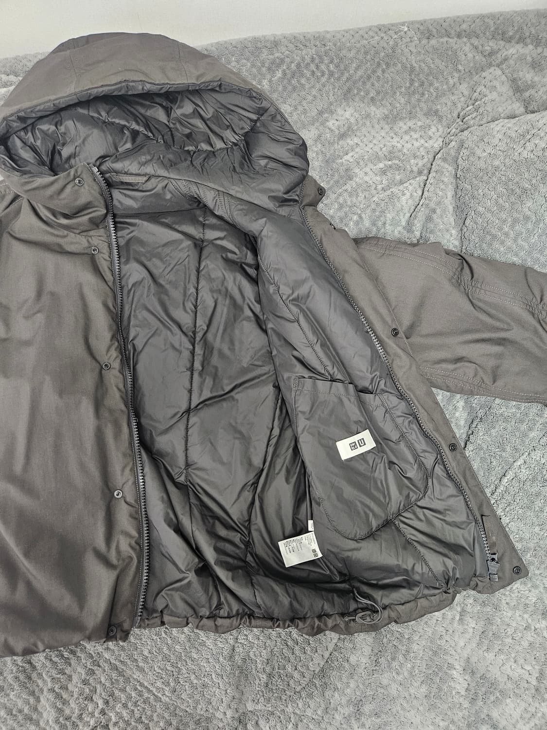 유니클로 퍼프테크 볼륨파카 다크그레이 m 상품이미지2