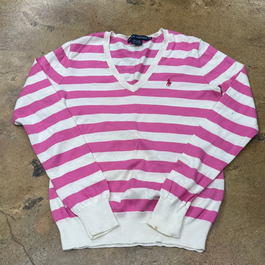 폴로 랄프로렌 핑크 화이트 스트라이프 단가라 브이넥 니트 상품이미지2